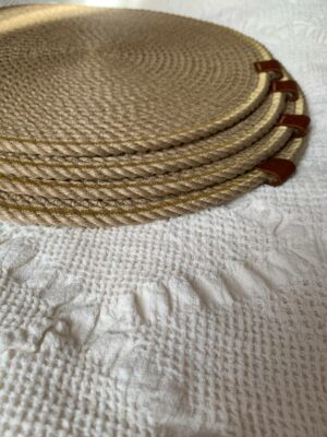 Салфетка с окантовкой для сервировки стола из джута